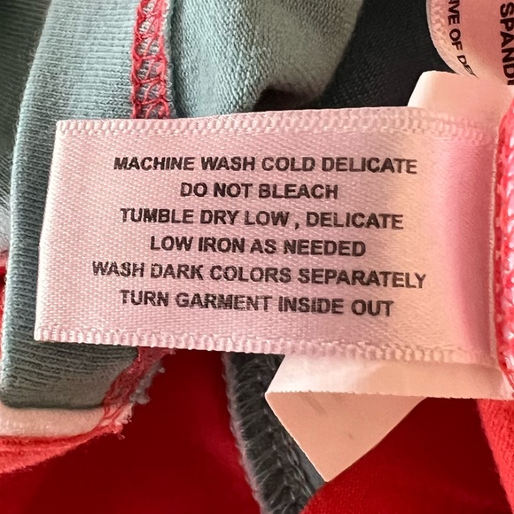 Cutter & Buck Annika line quarter zip Sz. M - Picture 6 of 6